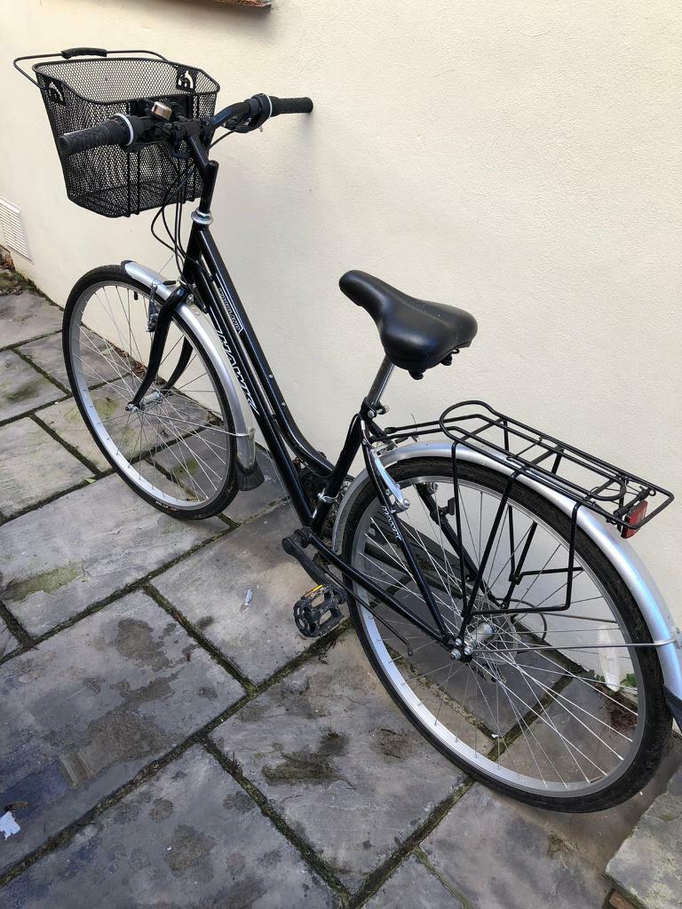 ladies shopper bike with basket